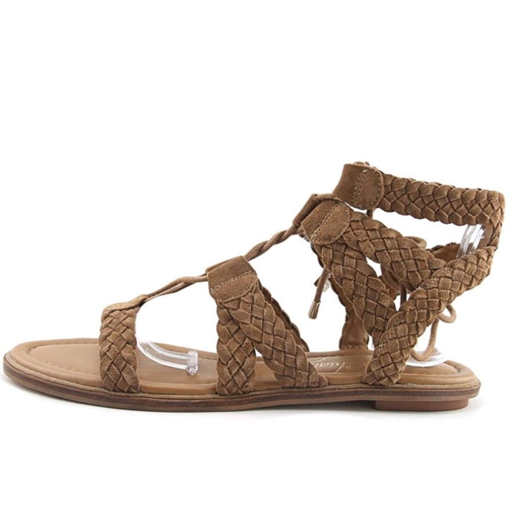 NWB Arturo Chiang Lace Up Sandals